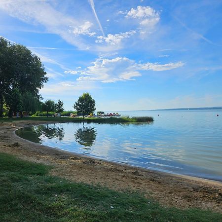 Villa Strokay - Few Minutes Walk From Lake Balaton Keszthely Extérieur photo